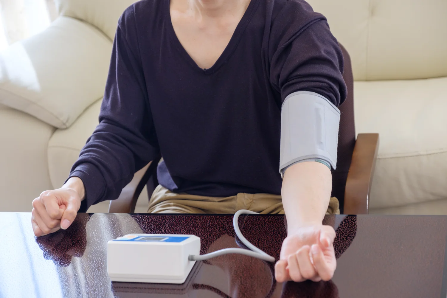 高血圧の原因は？運動・食事で改善するポイントを薬剤師が解説