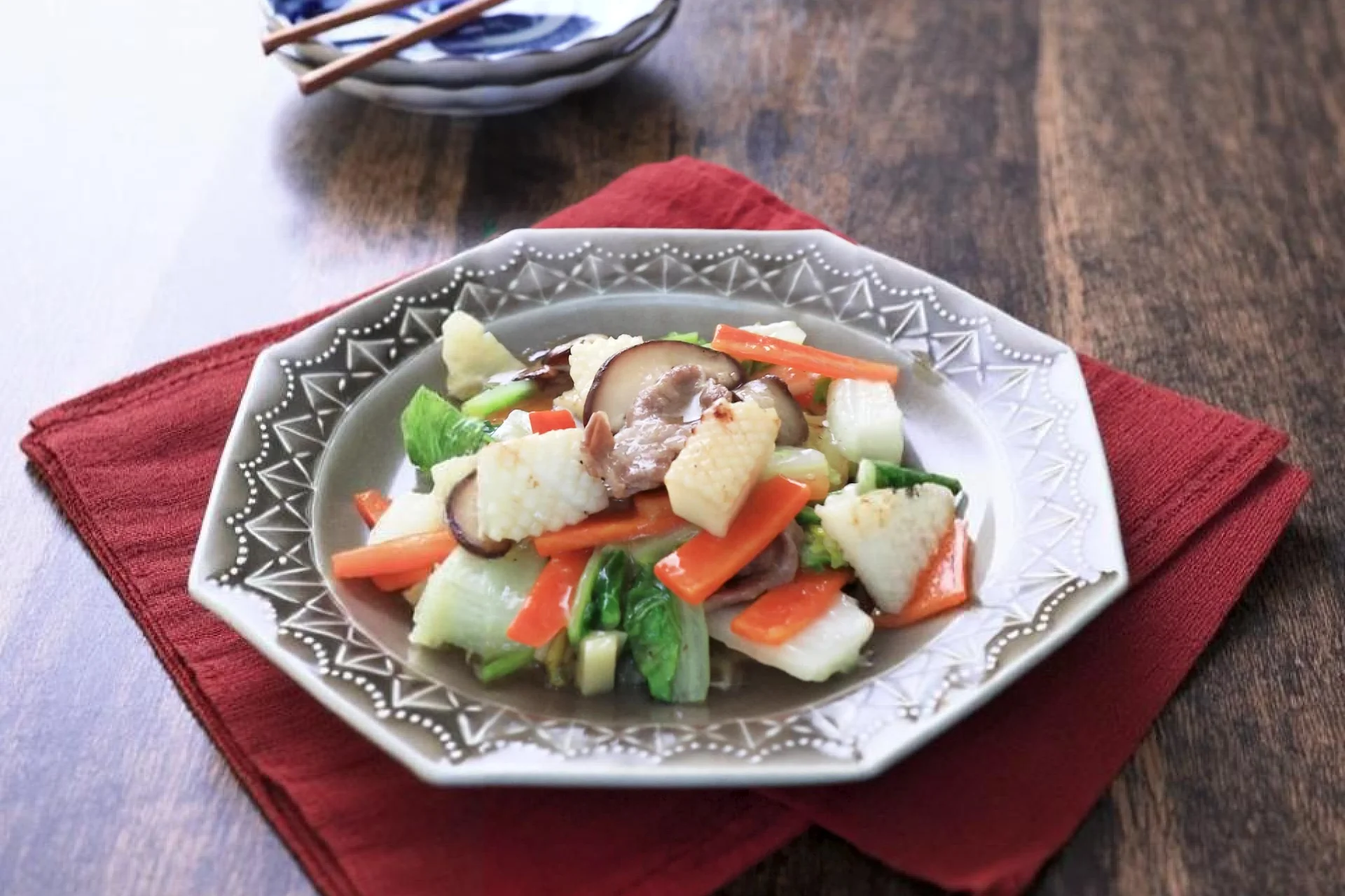 トモズの管理栄養士考案レシピ│イカと野菜のトロトロうま煮風